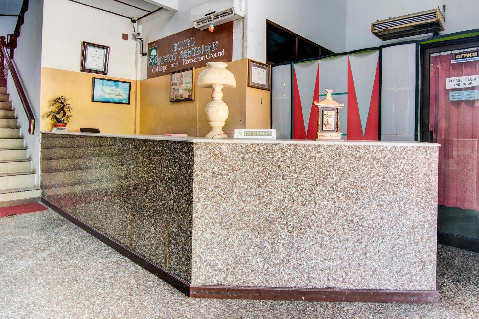 Oyo 92330 Hotel Rindu Sempadan Near Taman Wisata Rindu Sempadan 北干巴鲁 外观 照片